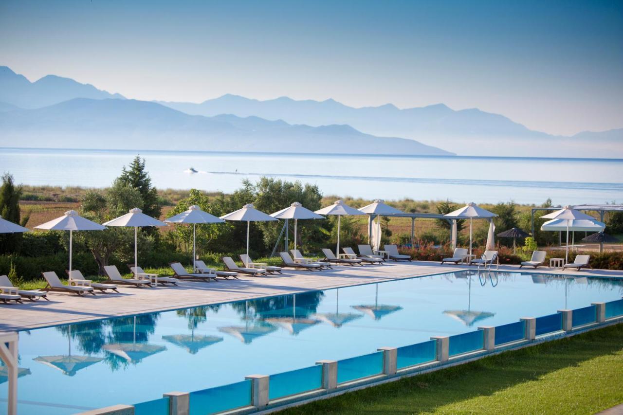 Buca Beachclub Resort (Adults Only) Месіні Екстер'єр фото