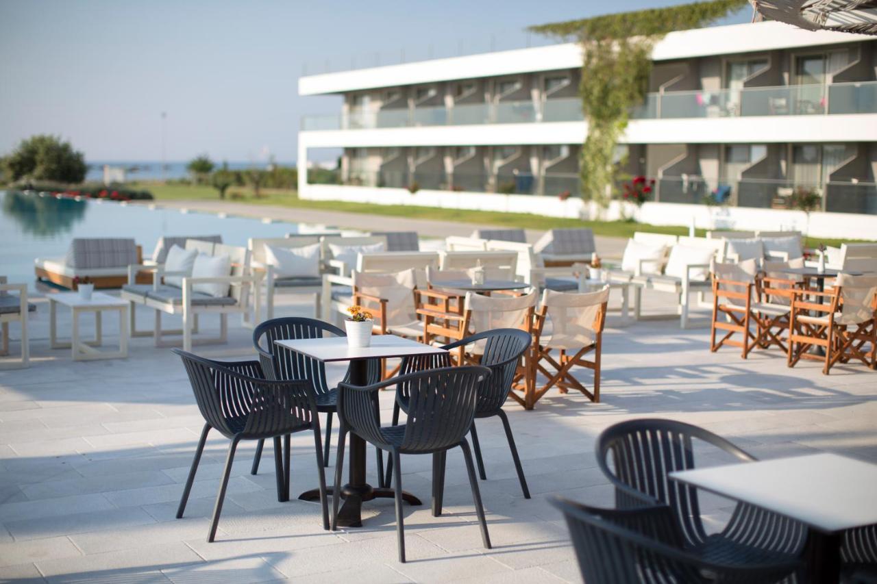 Buca Beachclub Resort (Adults Only) Месіні Екстер'єр фото